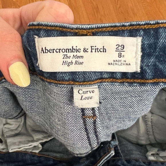 Abercombie & fitch curve love high rise straight jeans, size 29 - Picture 2 of 5